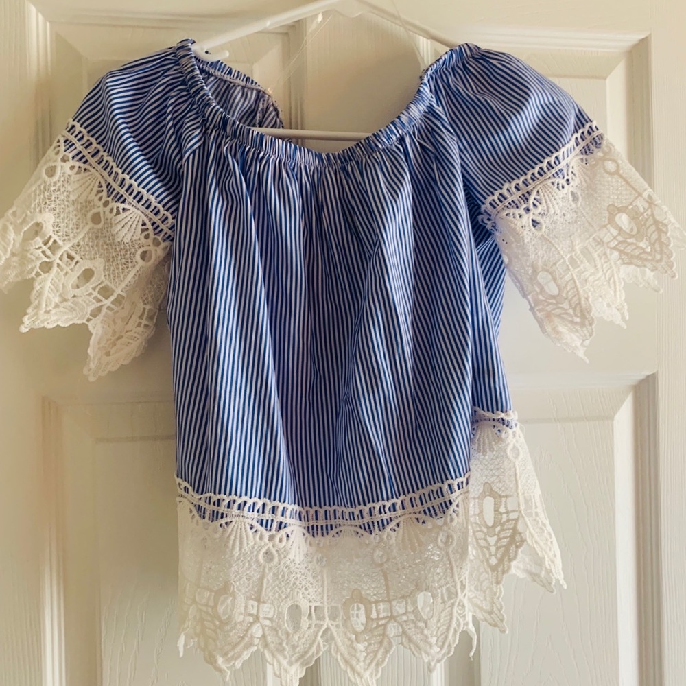 Women’s blouse